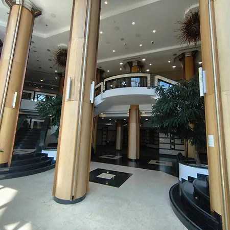 Курортний комплекс Emerald Wellness & *