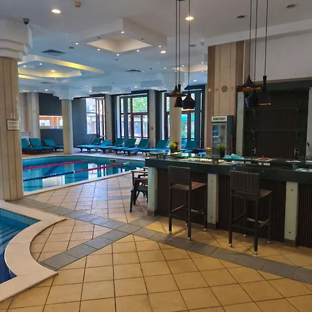 Emerald Wellness & Равда