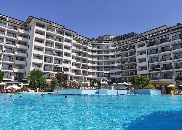 Rezort Emerald Wellness & Ravda