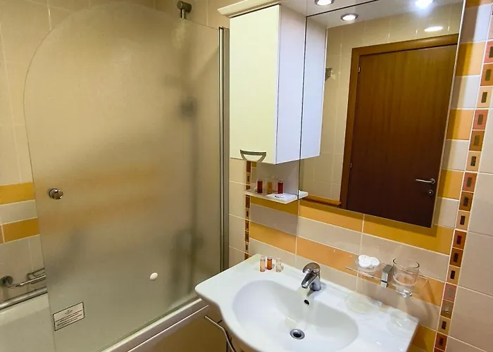 Rezort Emerald Wellness & *